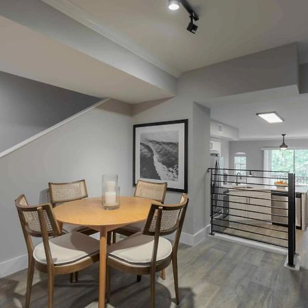 Modern Townhouse Apartments Near The Turnberry Golf Course, Aventura Mall, And Sunny Isles Beach Exterior photo